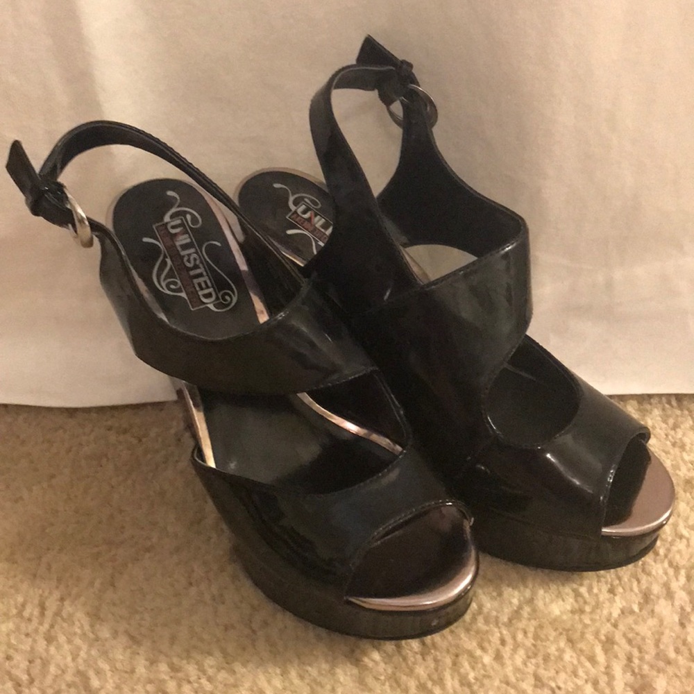 Black patent platform wedges